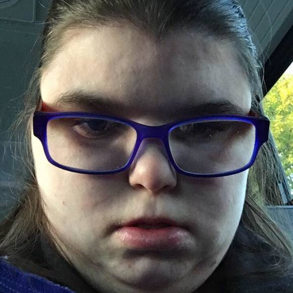 Meet your Posher, Chelsea - Picture 1 of 1